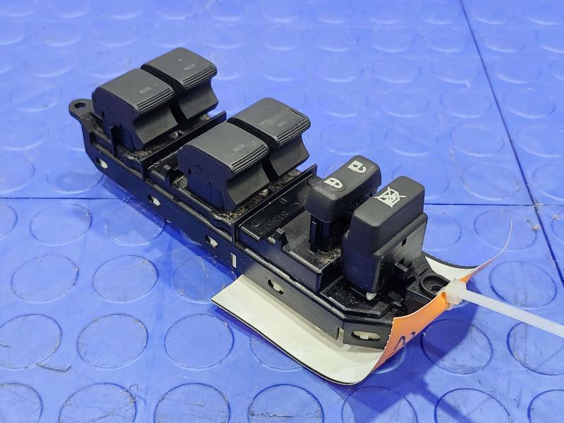 2011 Toyota Camry Door Switch Front