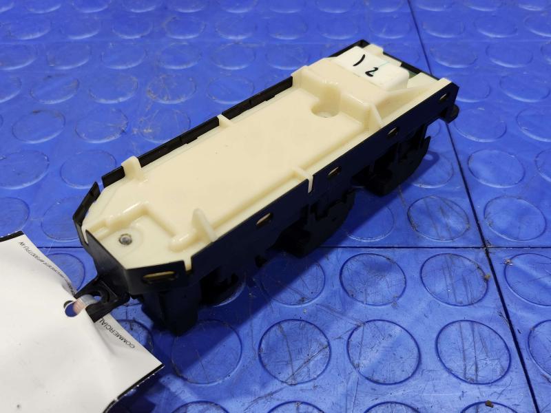 2011 Toyota Camry Door Switch Front