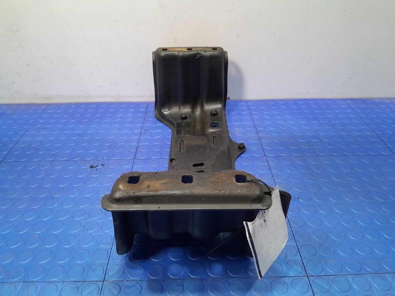 2014-2020 Jeep Grand Cherokee 4x4 Automatic Transmission Crossmember OEM 68252525AA