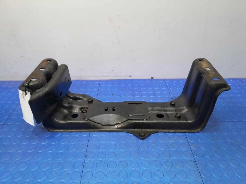 2014-2020 Jeep Grand Cherokee 4x4 Automatic Transmission Crossmember OEM 68252525AA