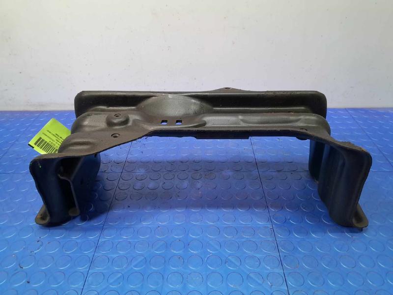 2014-2020 Jeep Grand Cherokee 4x4 Automatic Transmission Crossmember OEM 68252525AA