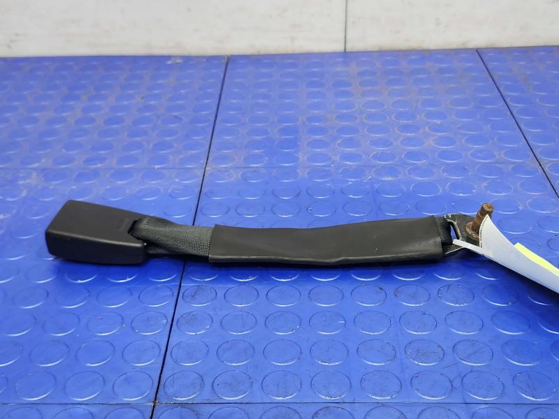 2019 Nissan Titan Rear Seat Belt