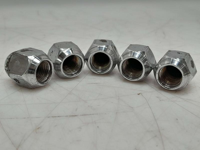 2019 Subaru Forester Lug Nuts