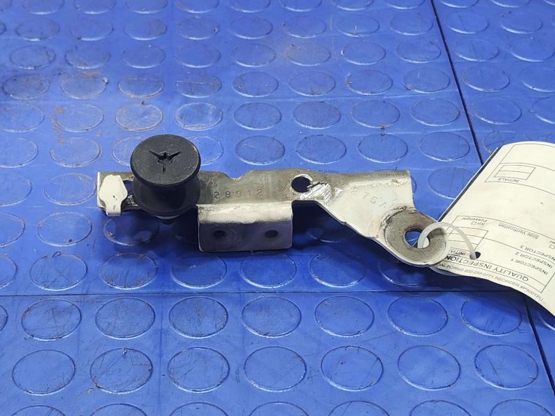 2013 Dodge Durango Hood Hinge