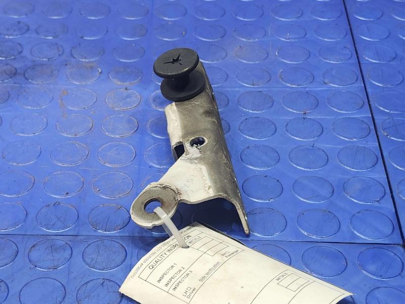 2013 Dodge Durango Hood Hinge