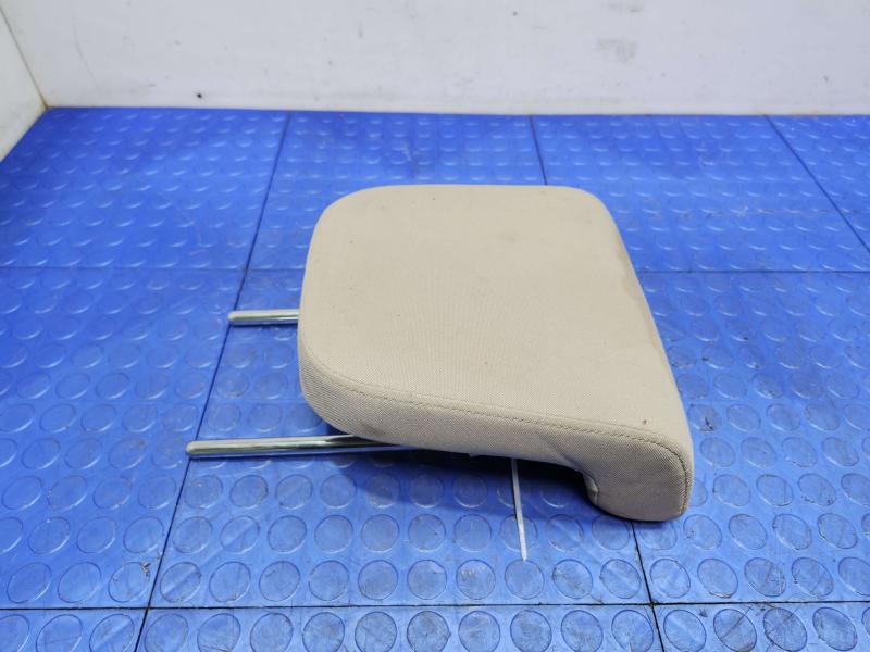 2016 Kia Sedona Headrest