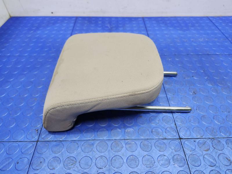 2016 Kia Sedona Headrest