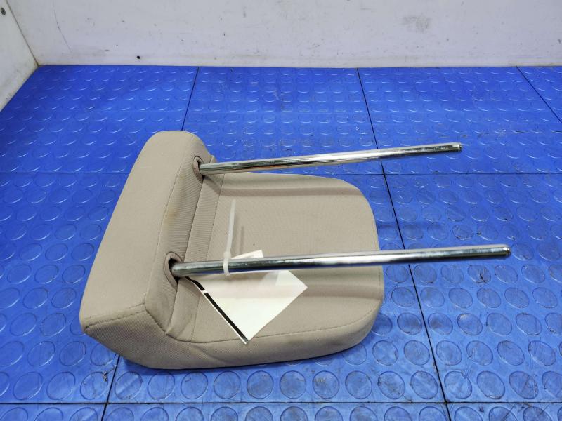 2016 Kia Sedona Headrest