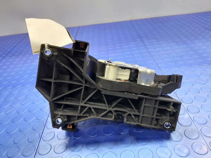 2018 Chevrolet Cruze Floor Shifter
