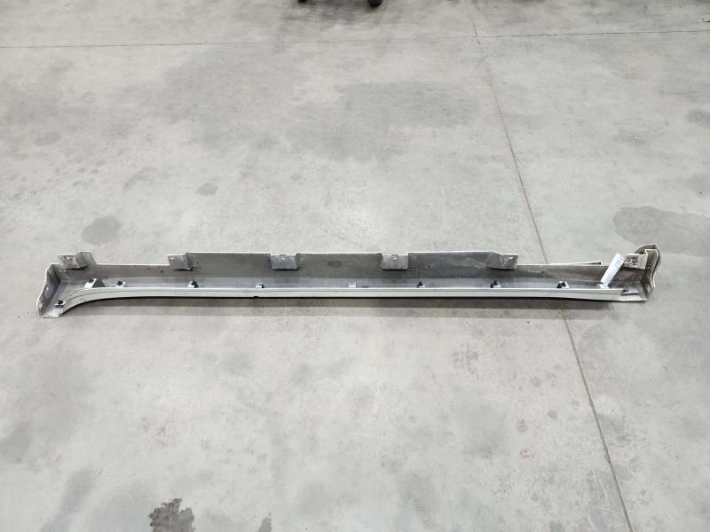 2014 Nissan Maxima Rocker Moulding
