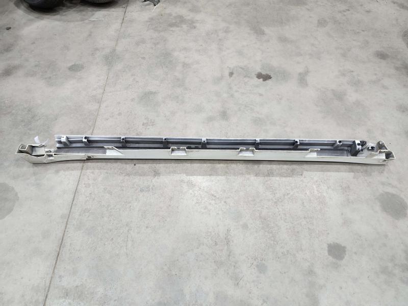 2014 Nissan Maxima Rocker Moulding