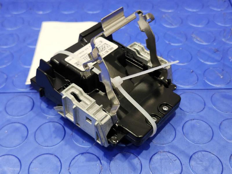 2017-2019 Audi Q7 Windshield Camera Lane Departure System Camera OEM 4M0907217D