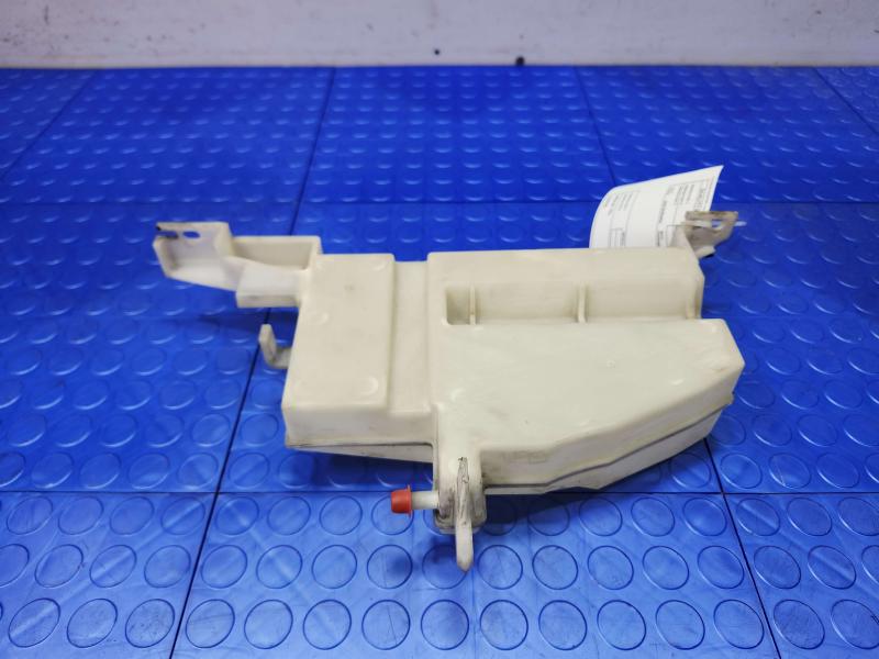 2013 Infiniti FX35 Coolant Recovery Bottle