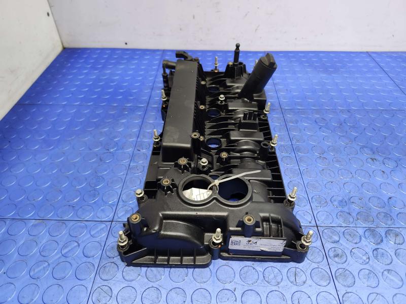2017 Lincoln MKC Valve Cover