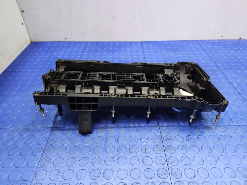 2017 Lincoln MKC Valve Cover