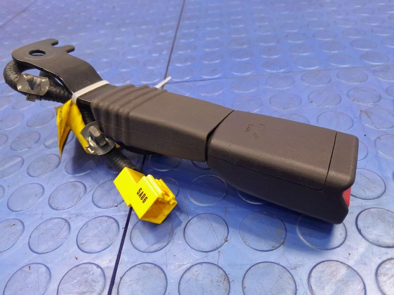 2015 Hyundai Tucson Front Seat Belt