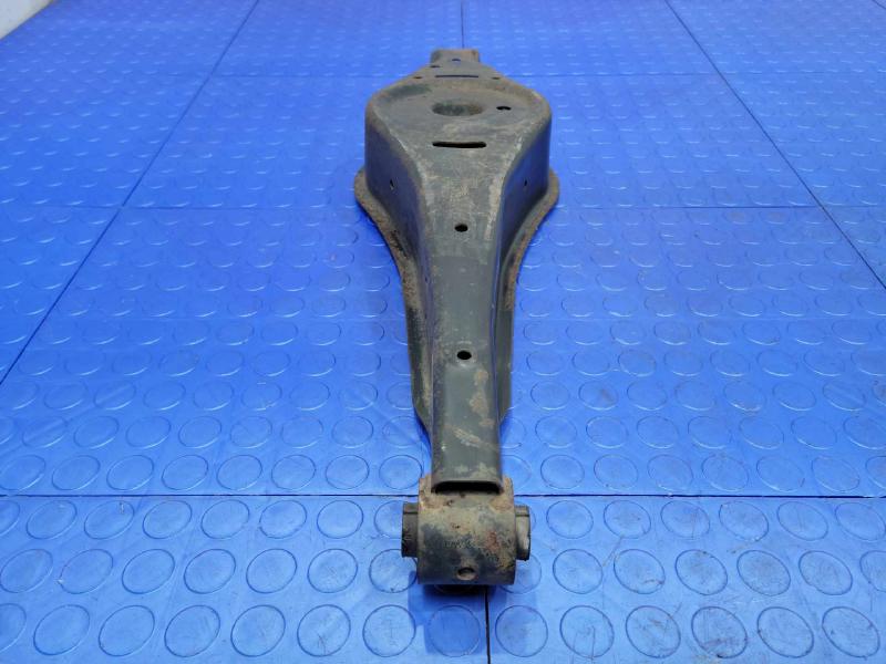 2009 Volkswagen Tiguan Lower Control Arm Rr