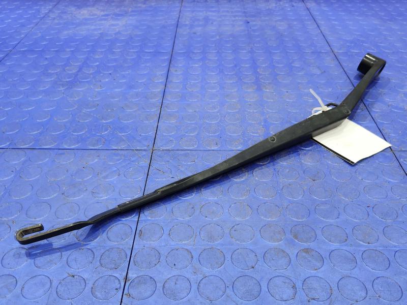 2013 Chrysler 300 Wiper Arm