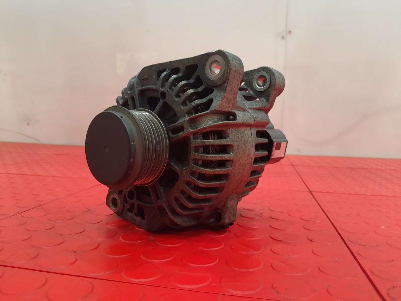 2011-2013 Kia Forte 2.0L Alternator Assembly 110 Amp Genuine OEM 3730025201
