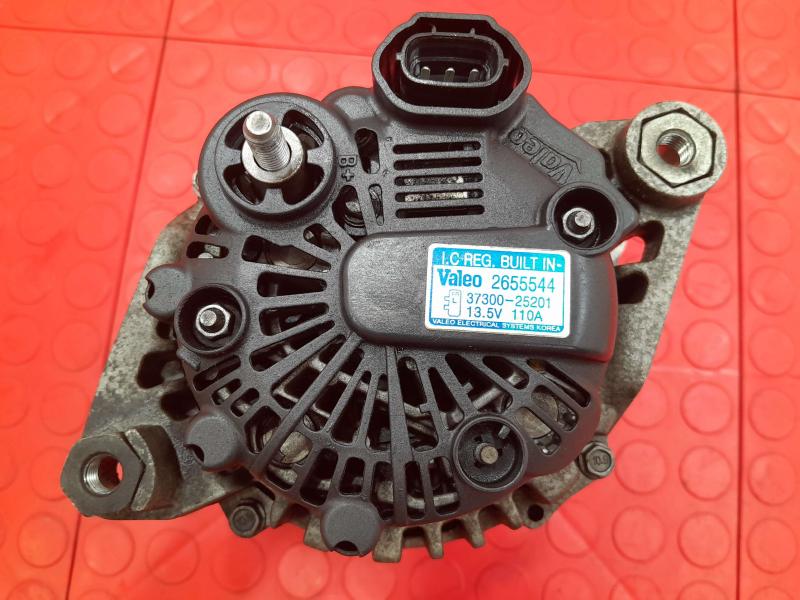 2011-2013 Kia Forte 2.0L Alternator Assembly 110 Amp Genuine OEM 3730025201