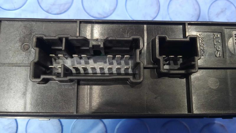 2011-2014 Nissan Juke Master Window Switch Assembly Genuine OEM 254011KA0B
