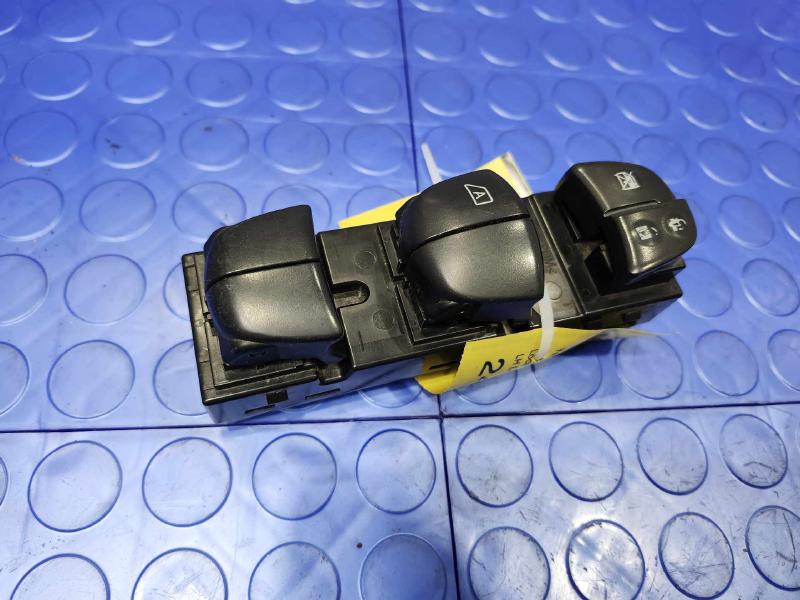 2011-2014 Nissan Juke Master Window Switch Assembly Genuine OEM 254011KA0B