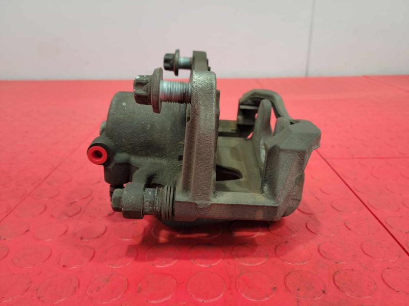 2015 Jeep Renegade Caliper