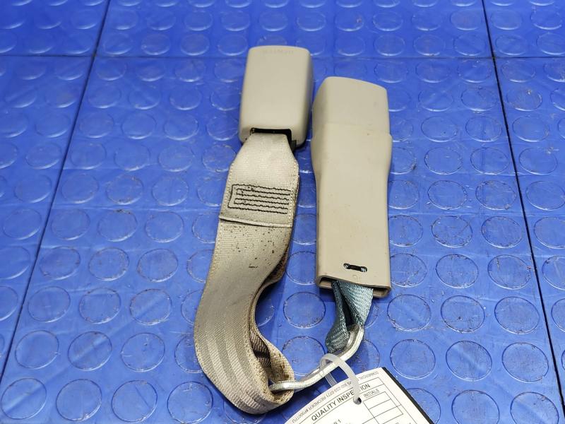 2013 Toyota Prius Rear Seat Belt