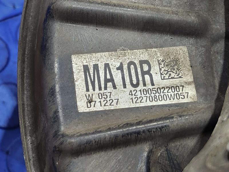2008 Lexus LS 460 Rear Knuckle/Stub Axle