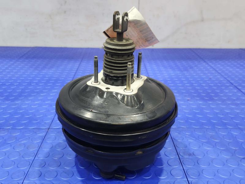 2005-2008 Ford Mustang Power Brake Booster Genuine OEM 5R3Z2005A