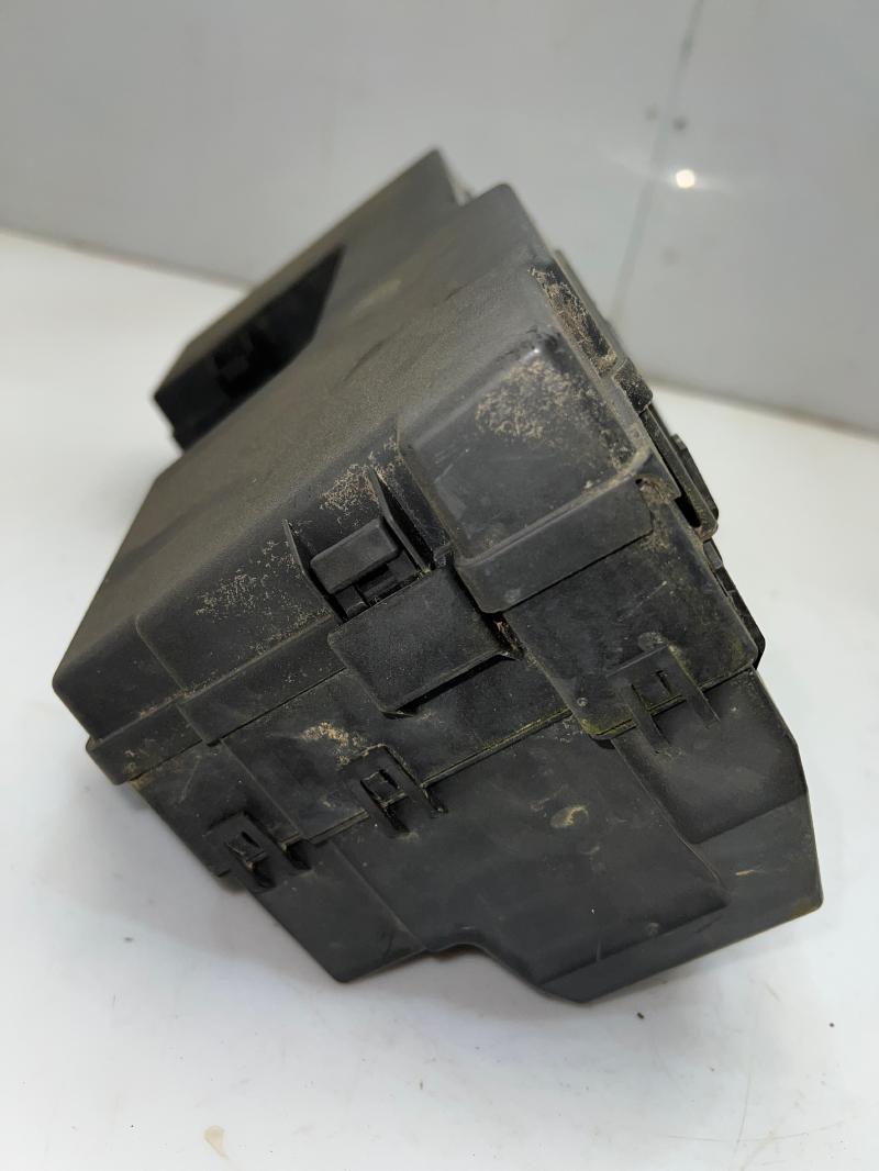 2011 Jaguar XF 5.0L Supercharged Engine Bay Fuse Box Relay Box Assembly OEM C2Z14407