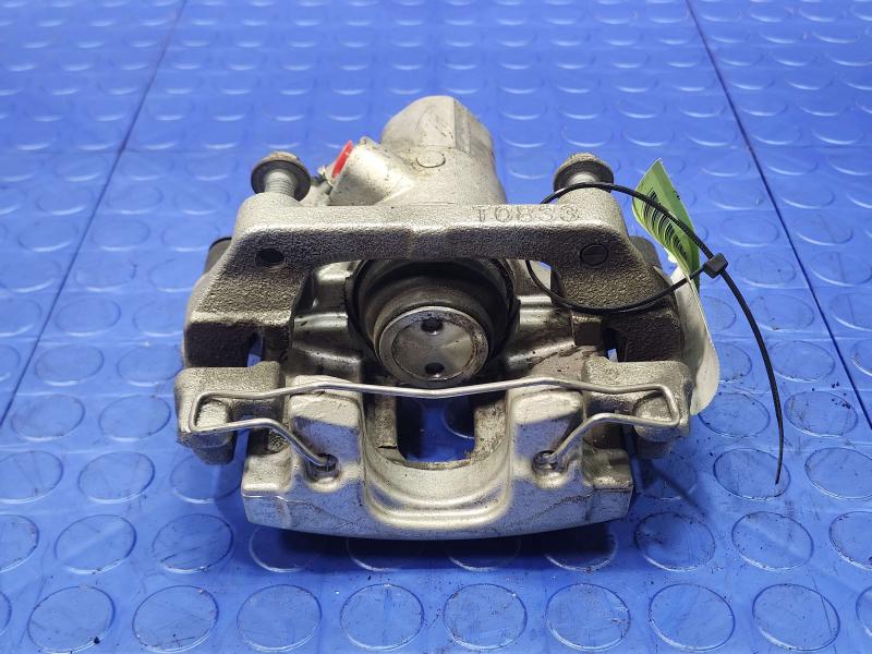 2016 Ford Focus Caliper