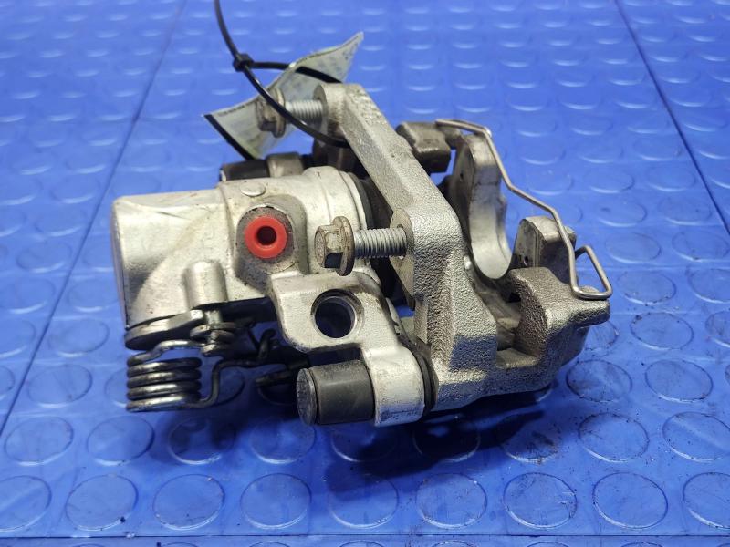 2016 Ford Focus Caliper