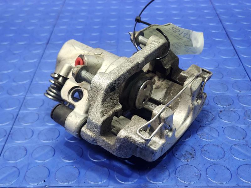 2016 Ford Focus Caliper