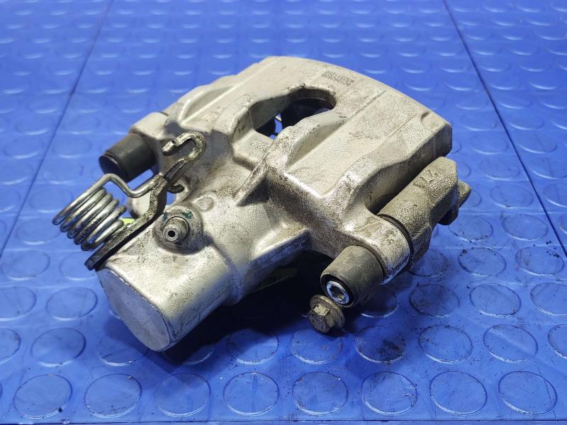 2016 Ford Focus Caliper