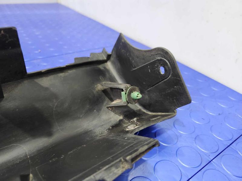 2013 Nissan Juke Rocker Moulding