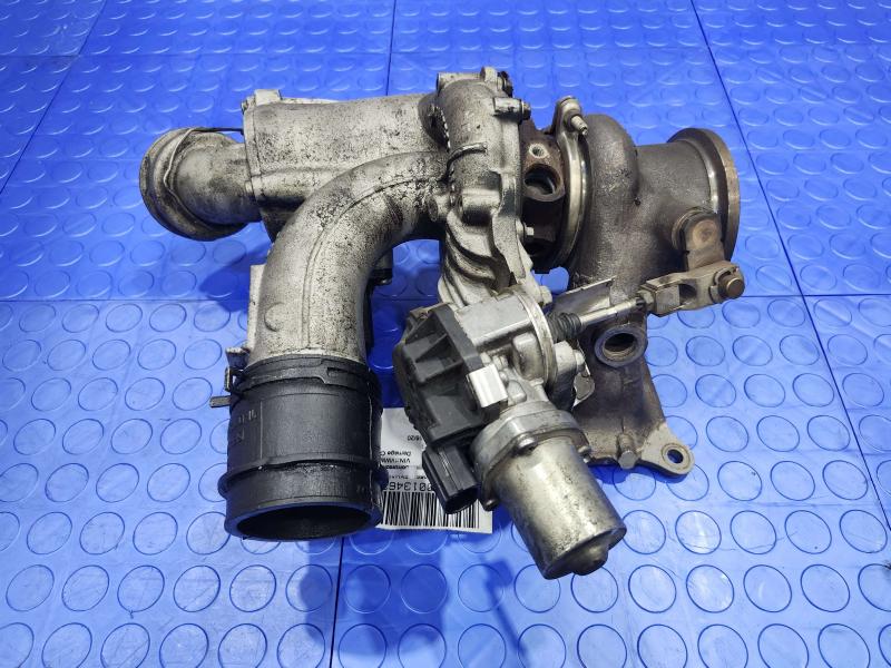 2020 Volkswagen Passat Exhaust Manifold