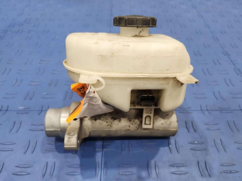 2011-2012 Ford F-250 F-350 Brake Master Cylinder Assembly Genuine OEM BC3Z2140A