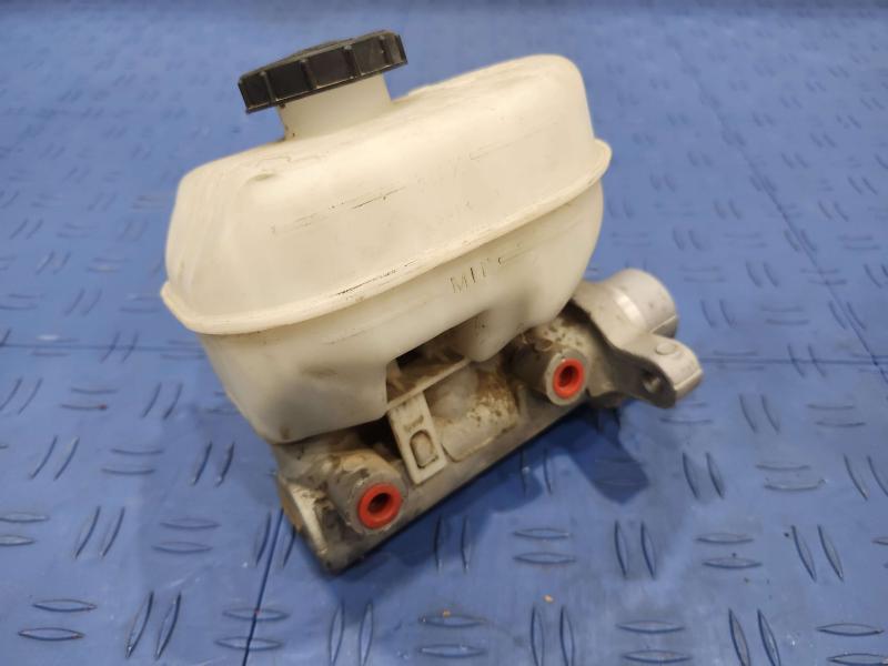2011-2012 Ford F-250 F-350 Brake Master Cylinder Assembly Genuine OEM BC3Z2140A