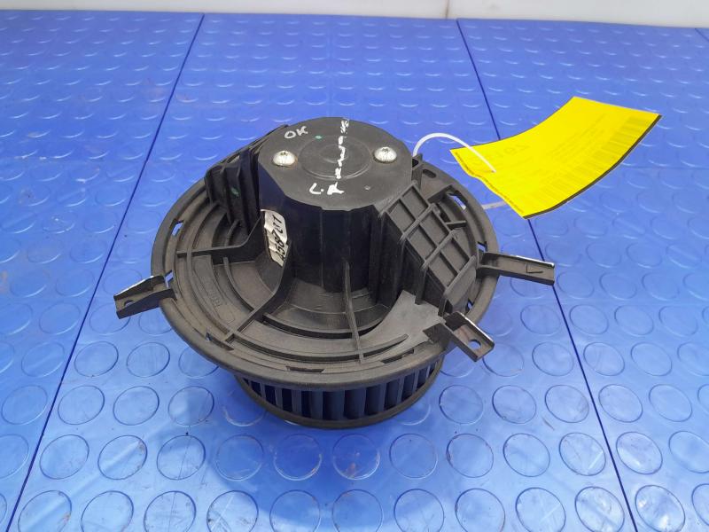 2014 Dodge Journey Blower Motor