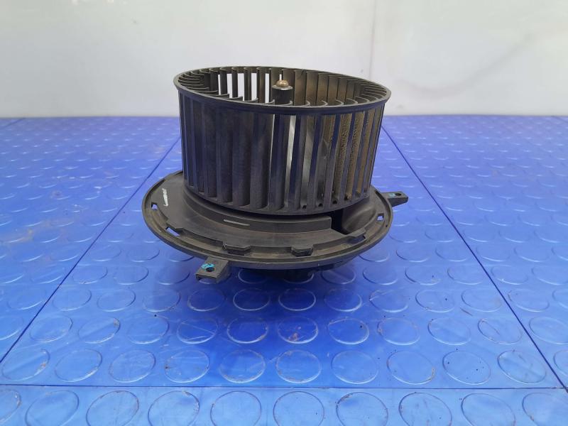 2014 Dodge Journey Blower Motor