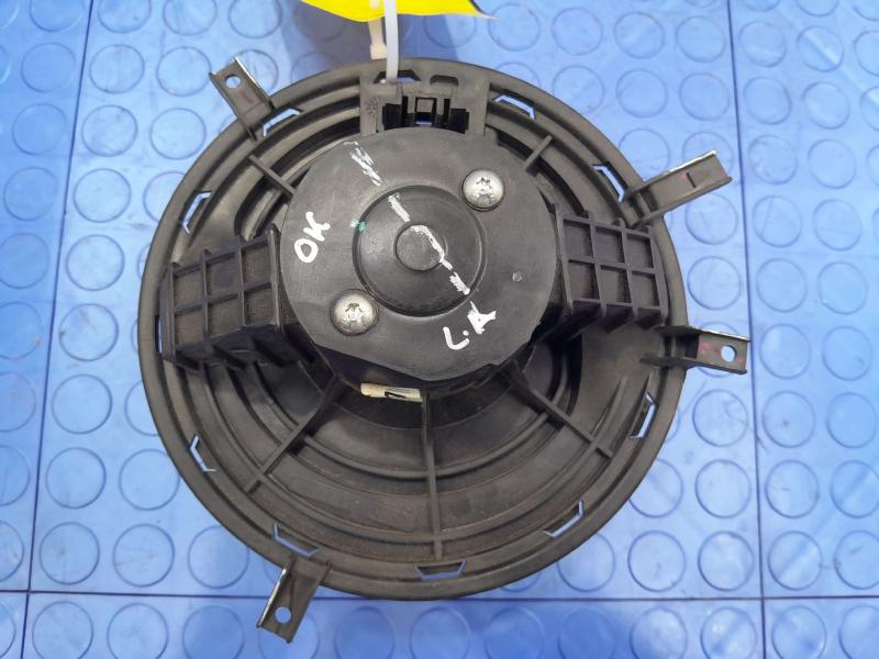 2014 Dodge Journey Blower Motor