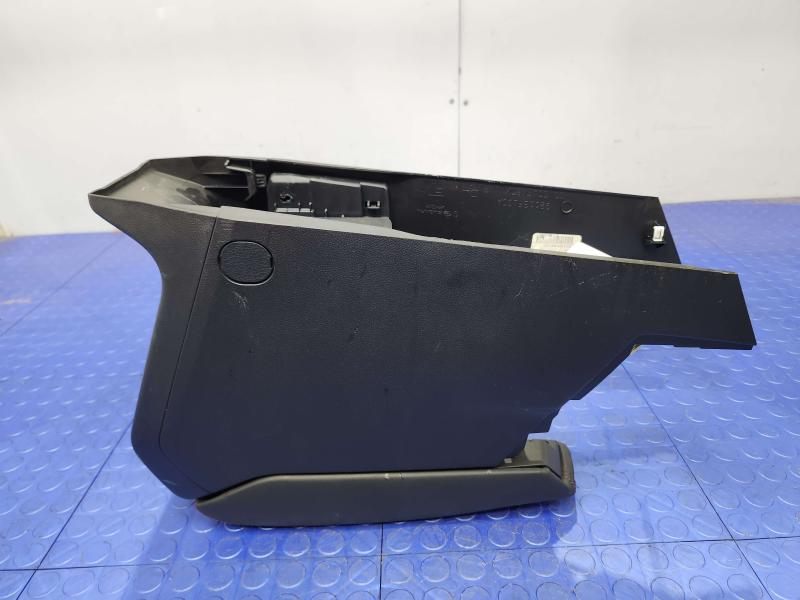 2017 Subaru Impreza Front Console