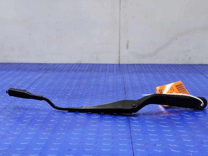 2014 MINI Cooper Countryman Wiper Arm