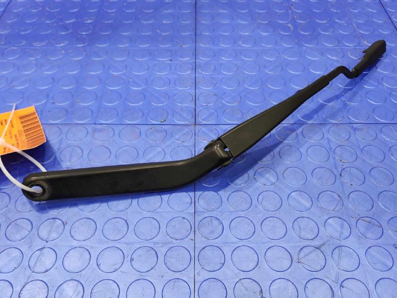 2014 MINI Cooper Countryman Wiper Arm