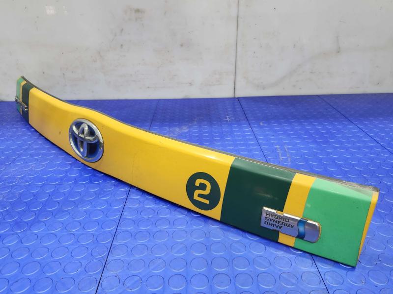2010 Toyota Prius Tail Finish Panel