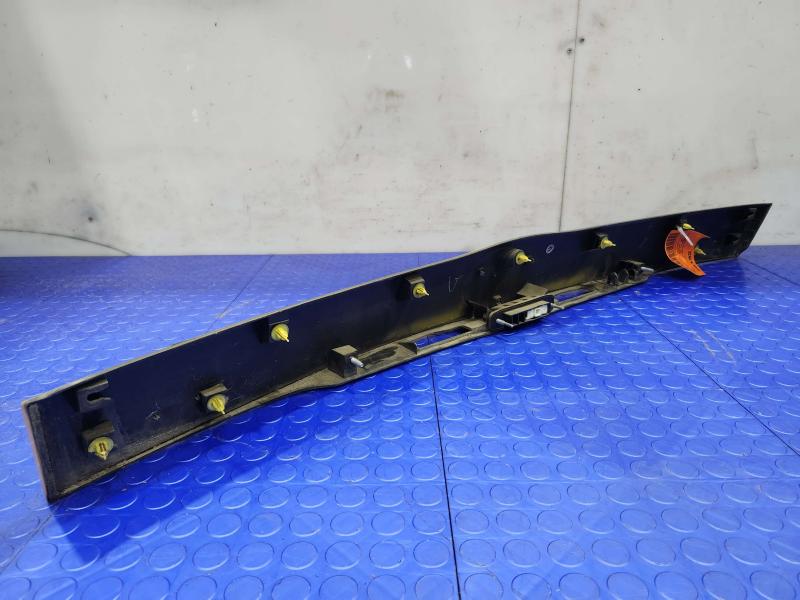 2010 Toyota Prius Tail Finish Panel