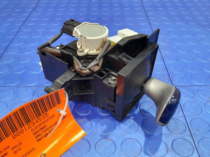 2010-2015 Toyota Prius Automatic Gear Shifter Assembly Genuine OEM 33550-47053