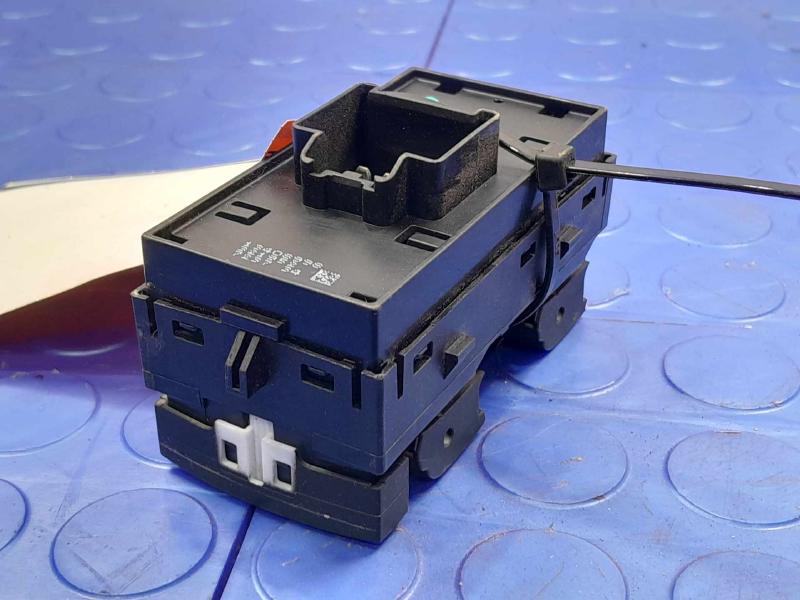 2018 Chevrolet Cruze Door Switch Front