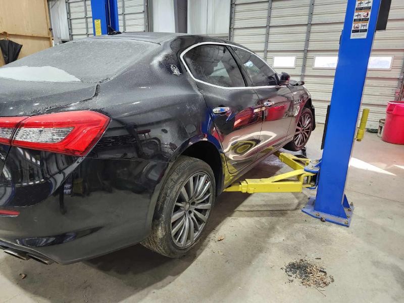 2018 Maserati Ghibli Back Glass/Window